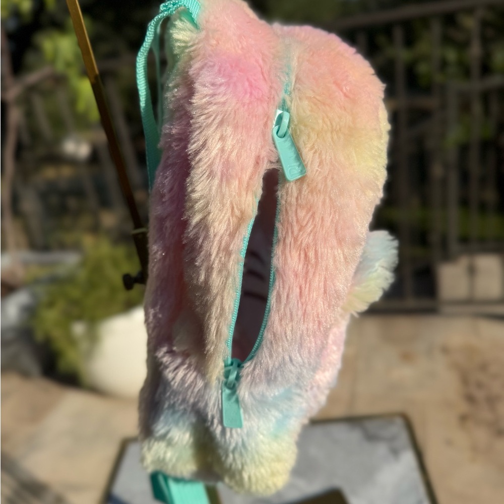 Pastel Tie-Dye Furry Backpack Hello Kitty - Picture 4 of 6
